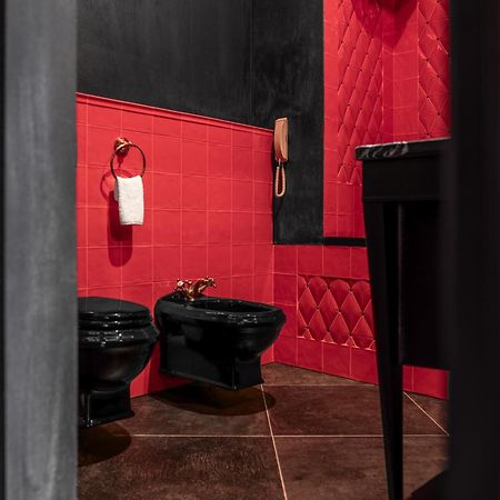 Grand Hotel Lviv Casino & Spa Ngoại thất bức ảnh Bathroom
