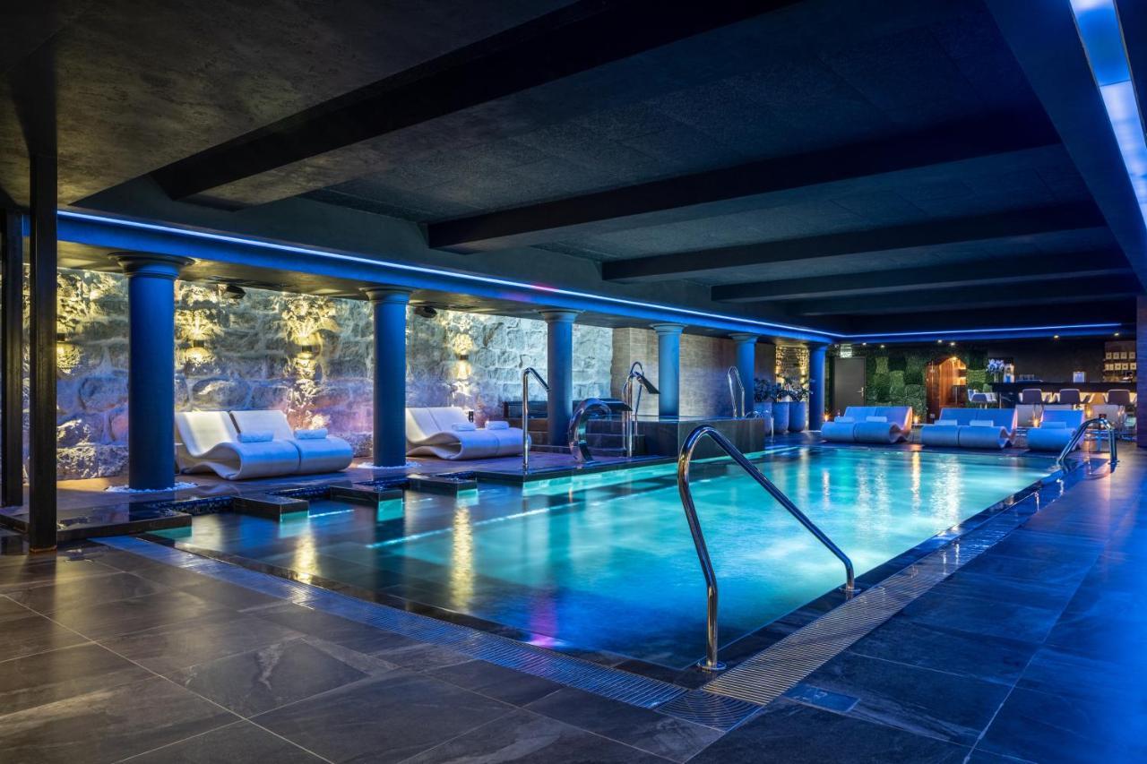 Grand Hotel Lviv Casino & Spa Ngoại thất bức ảnh The Spa at The Westin Athens