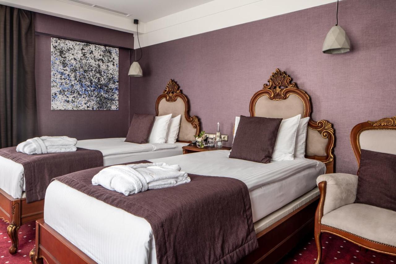 Grand Hotel Lviv Casino & Spa Ngoại thất bức ảnh