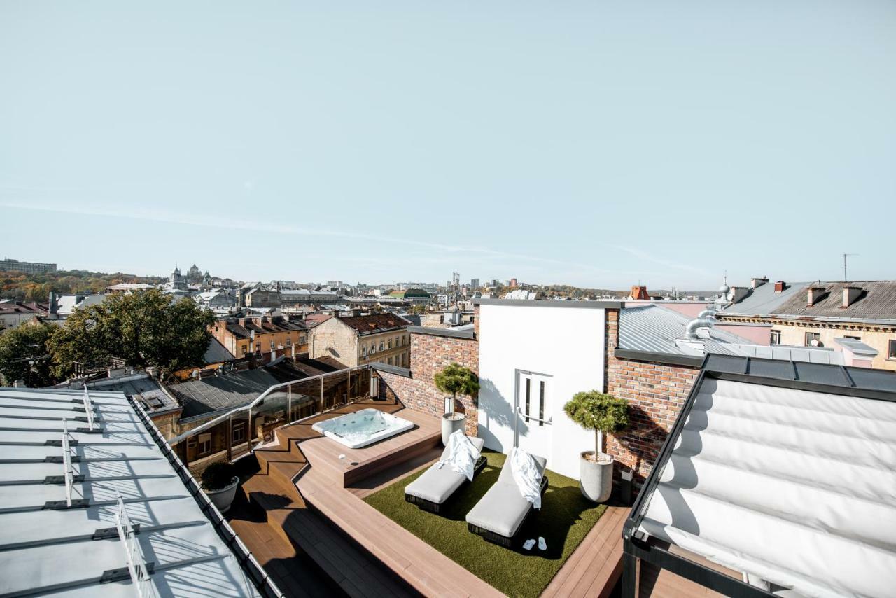 Grand Hotel Lviv Casino & Spa Ngoại thất bức ảnh Rooftop garden